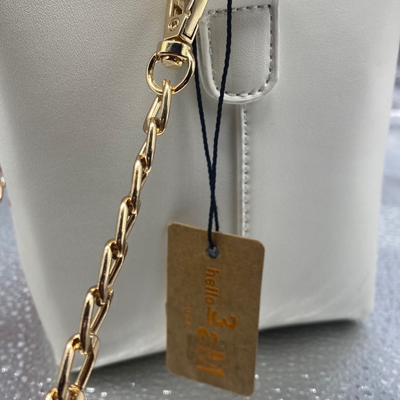 NWT Takeout Food Container Crossbody - Picture 6 of 6